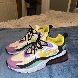 Nike shoes. Size 9. Barely worn, minor flaws, could be washed.